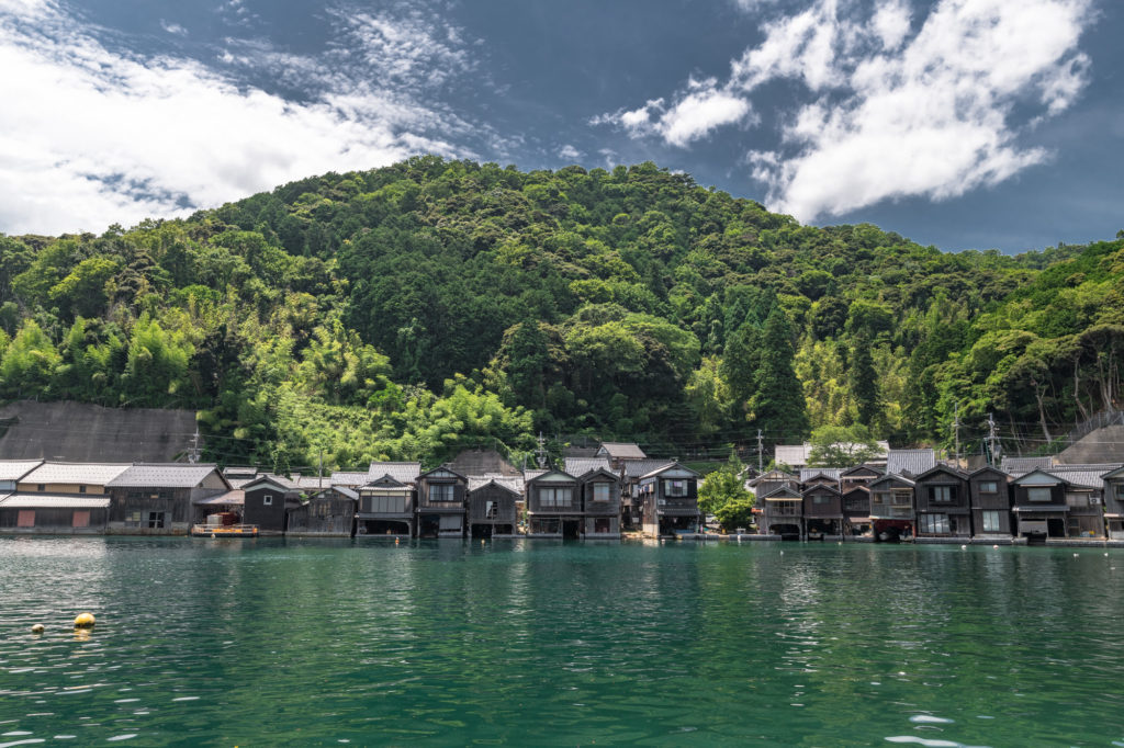 DSC2977-1024x682 京都 伊根の舟屋 ( 京都の夏におすすめの海が見える絶景写真スポット・アクセス情報や撮影ポイントなど!)