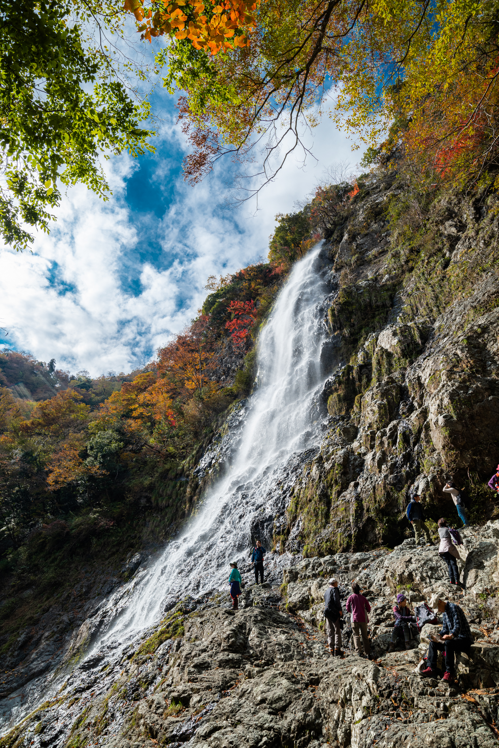 NIKON-CORPORATION_NIKON-D850_2484830322-2484947775_19920 兵庫県  天滝 (兵庫県一の落差を誇る紅葉景色の美しい絶景の滝 !撮影した写真の紹介、 アクセス情報や撮影ポイントなど!)　