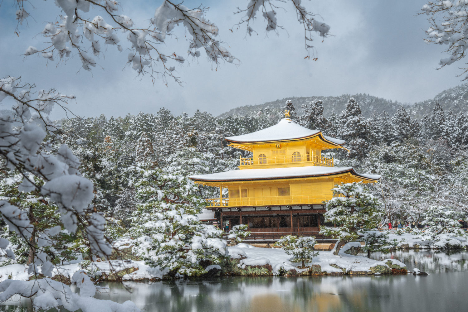 NIKON-CORPORATION_NIKON-D800E_35244466-35344771_228-e1578313039295 京都  金閣寺( 京都の冬 雪景色の庭園が美しいおすすめの写真撮影スポット!撮影した写真の紹介、アクセス情報や交通手段など)