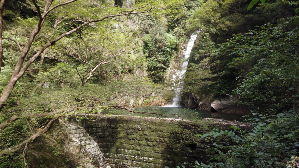 7c50aaf0546a1ce23afe35a7aae907f7-1024x576 兵庫県 布引の滝(新神戸駅から手軽にアクセスできる日本の滝百選の滝スポット！ 撮影した写真の紹介、滝までのアクセス情報など)