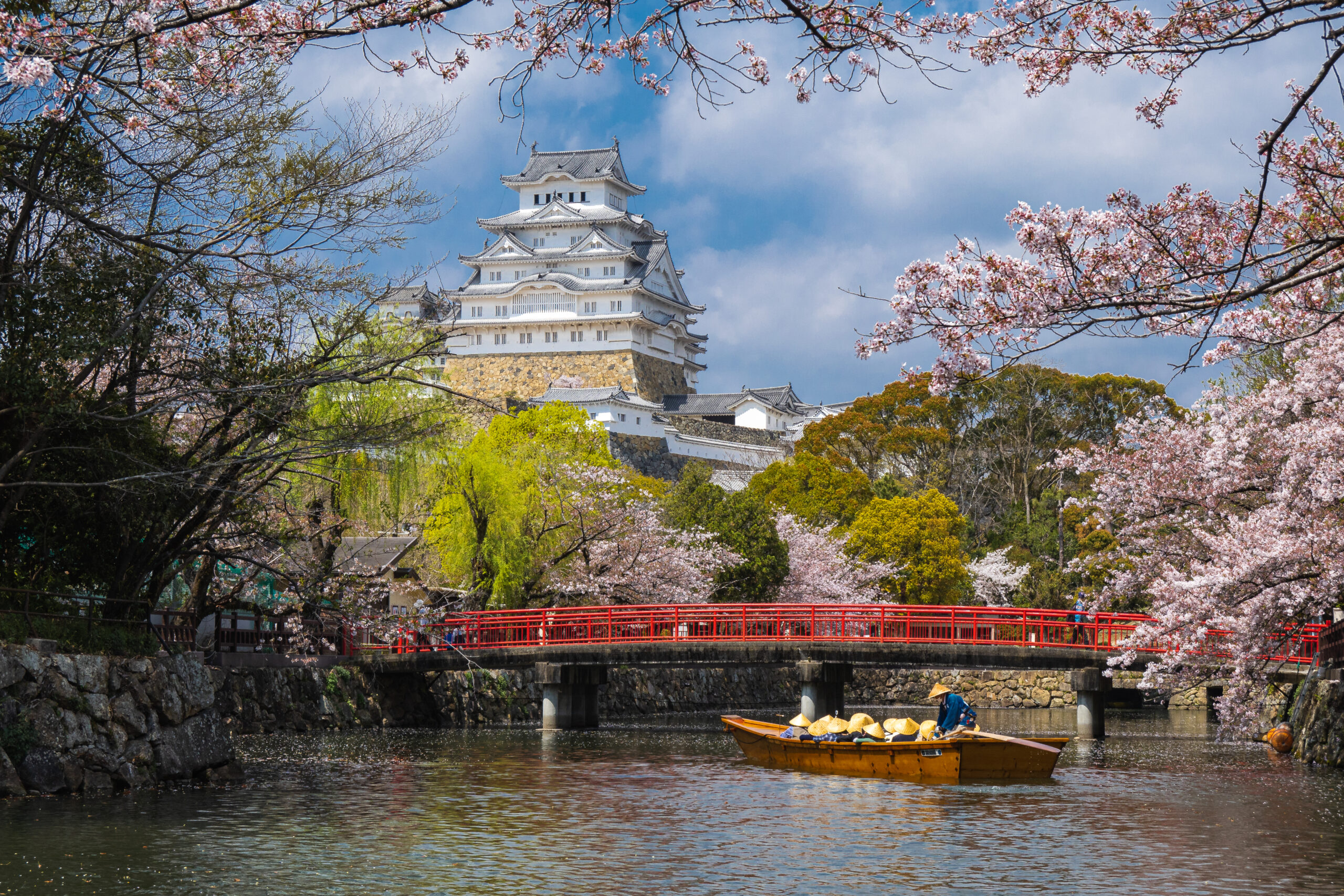DSC09448-scaled 兵庫県  姫路城(桜と城の景色が美しい春におすすめのスポット! 写真の紹介、アクセス情報など)　